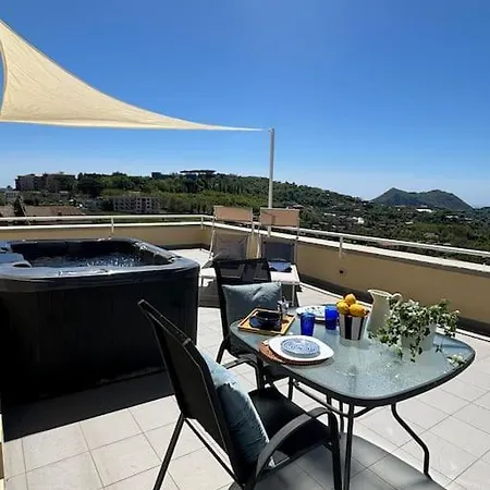 A Terrace On Capri Con Piscina Idromassaggio מסה לוברנסה