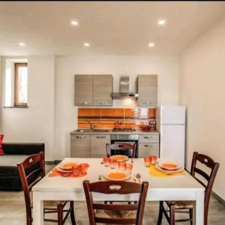 A Terrace On Capri Con Piscina Idromassaggio מסה לוברנסה